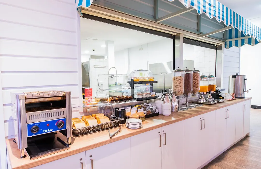Yha Sydney Central-1